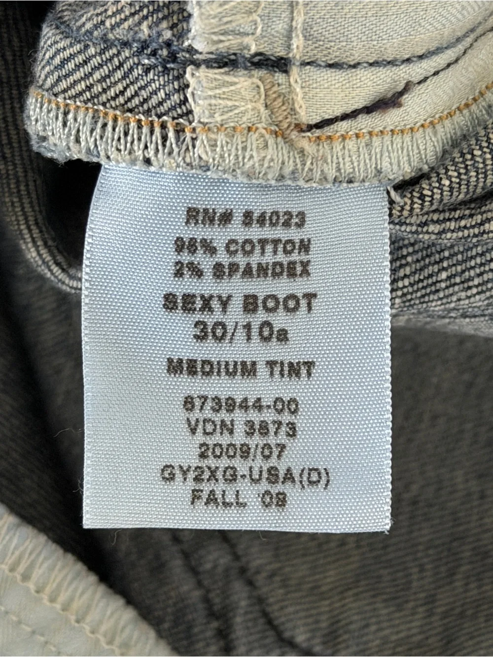 GAP 1969 Sexy Boot 30/10a Medium Tint Cotton Jeans